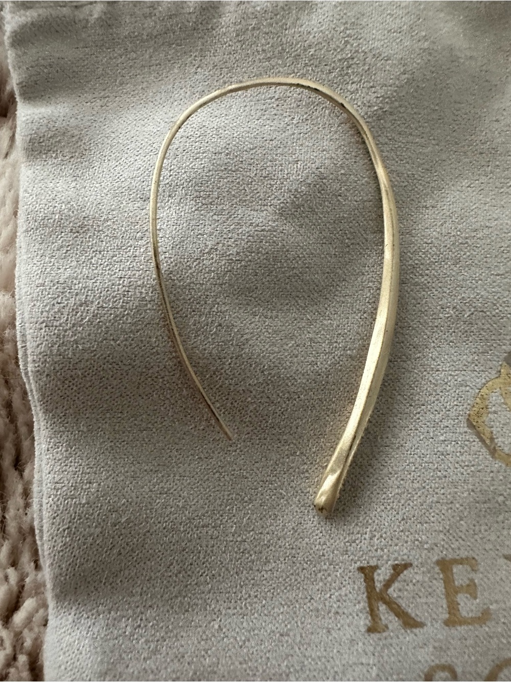 Kendra Scott Gold Curved Threader Earrings - Picture 2 of 6